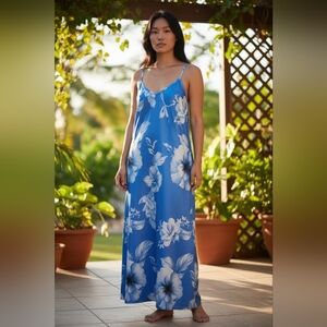 Boutique Berry BLUE Casual Dress Summer Maxi Stretch Floral Cruise Vacay Beach